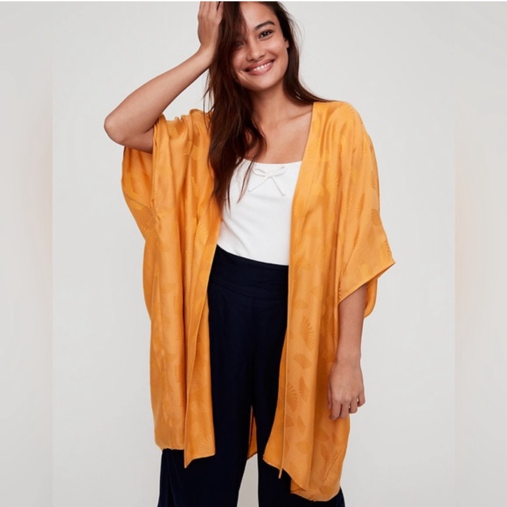 Sunday Best Aitken Kimono / Aritzia / Gold Leaf Print - sz XS